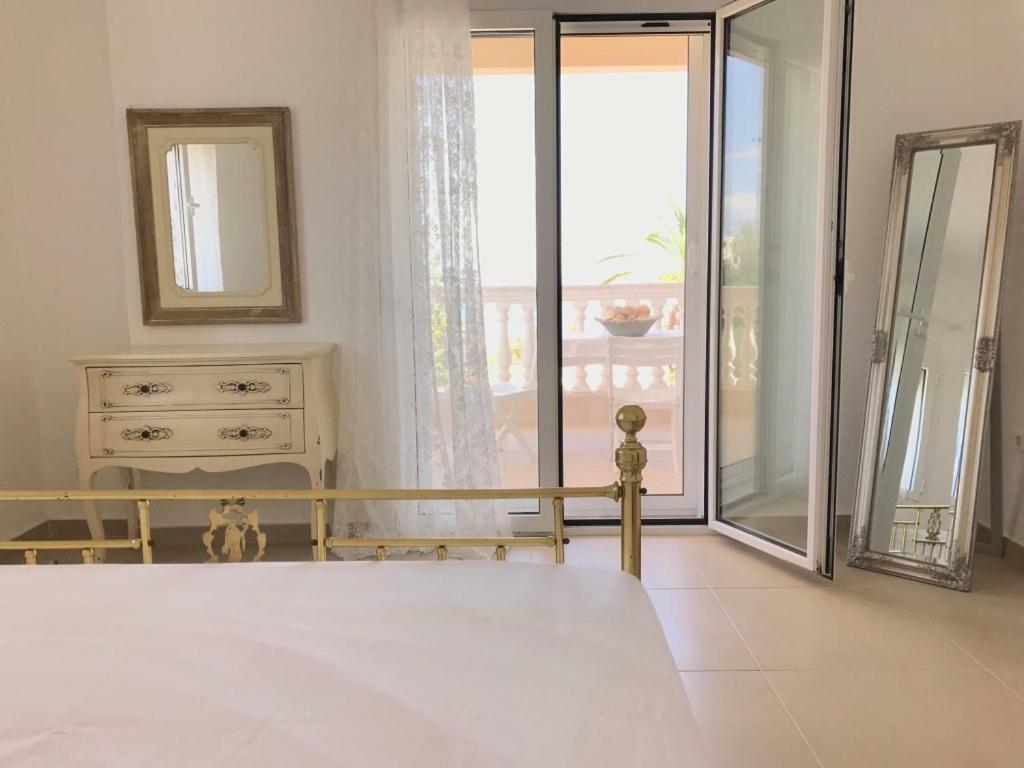 Villa Korais Luxury 3Br Apt With Sea View Tesalónica Exterior foto